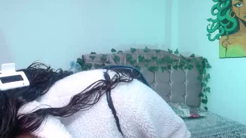 Nao online show from 12-15-25, 02:54