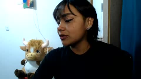 naomylux1 online show from 07-14-26, 02:05