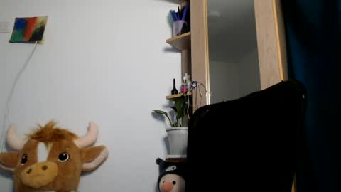 naomylux1 online show from 07-17-26, 07:04