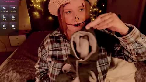 Snapshot of naomyreyyy chatting on 10-31-25, 04:08 Naomy Rey online show from 10-31-25, 04:08