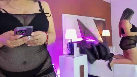 nao online show from 02-17-25, 03:42