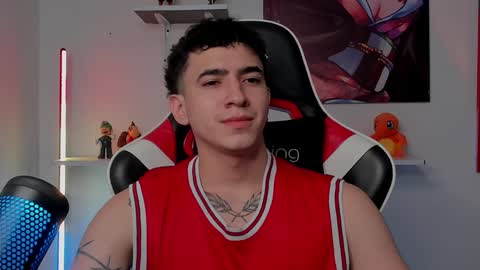 Snapshot of naranjo_seb chatting on 12-07-24, 05:04 sebastian online show from 12-07-24, 05:04