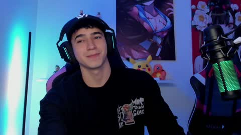 Snapshot of naranjo_seb chatting on 12-29-24, 12:23 sebastian online show from 12-29-24, 12:23