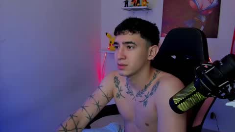 Snapshot of naranjo_seb chatting on 02-18-25, 02:06 sebastian online show from 02-18-25, 02:06