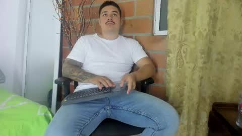 Snapshot of narciso_kh chatting on 05-15-26, 06:31 deibyd online show from 05-15-26, 06:31