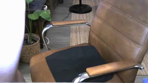 Snapshot of nareth338 chatting on 09-29-25, 06:51 nareth338 online show from 09-29-25, 06:51