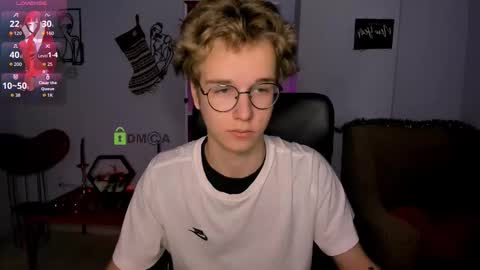 Snapshot of nari_strong chatting on 01-11-26, 09:03 Nary online show from 01-11-26, 09:03