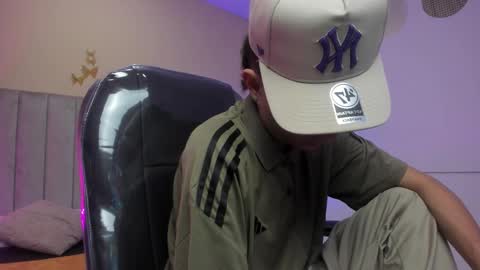 Nascary Fox online show from 03-24-26, 12:32