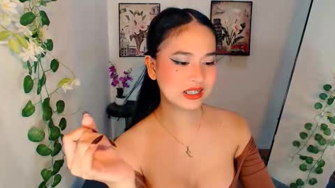 Snapshot of nashdiam chatting on 12-15-25, 03:16 nashdiam online show from 12-15-25, 03:16