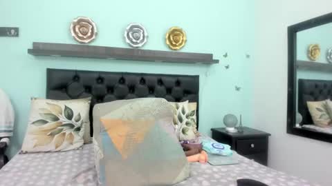 Debora online show from 02-06-26, 11:41