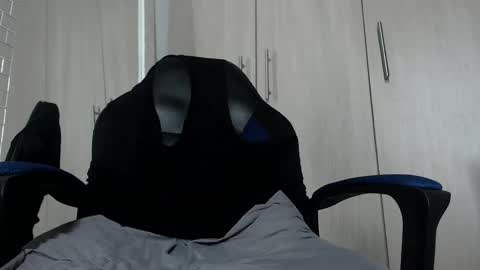 Snapshot of nassh_18 chatting on 09-11-25, 04:12 nassh_18 online show from 09-11-25, 04:12