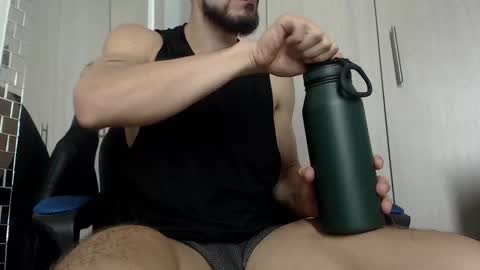 Snapshot of nassh_18 chatting on 11-28-25, 01:52 nassh_18 online show from 11-28-25, 01:52