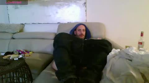 Snapshot of nassobout chatting on 01-05-25, 10:10 nassobout online show from 01-05-25, 10:10