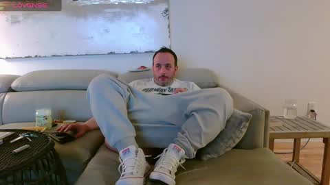 Snapshot of nassobout chatting on 01-30-25, 02:38 nassobout online show from 01-30-25, 02:38