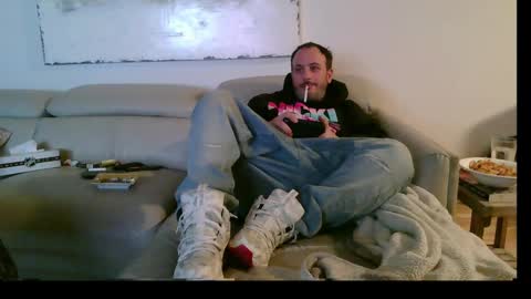 Snapshot of nassobout chatting on 02-11-25, 05:58 nassobout online show from 02-11-25, 05:58