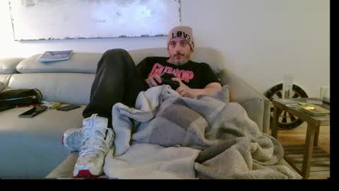 Snapshot of nassobout chatting on 02-16-25, 10:32 nassobout online show from 02-16-25, 10:32