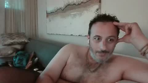 Snapshot of nassobout chatting on 06-18-26, 12:11 nassobout online show from 06-18-26, 12:11