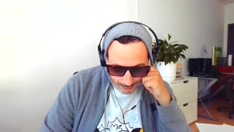 Snapshot of nassobout chatting on 07-07-26, 09:52 nassobout online show from 07-07-26, 09:52