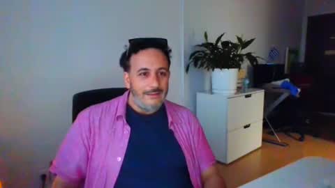 Snapshot of nassobout chatting on 07-17-26, 11:53 nassobout online show from 07-17-26, 11:53