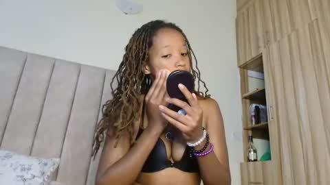 Snapshot of nasty_cherry chatting on 12-01-25, 07:13 Cherry online show from 12-01-25, 07:13