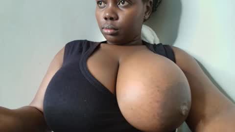 Snapshot of nasty_nohelah chatting on 12-17-25, 04:51 chimummy online show from 12-17-25, 04:51