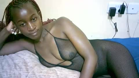 Snapshot of nastyafrika chatting on 11-15-25, 05:49 Marie online show from 11-15-25, 05:49