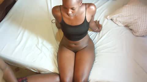 Snapshot of nastycoochie chatting on 01-08-26, 07:21 nastycoochie online show from 01-08-26, 07:21