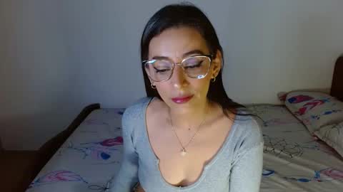 nathalia online show from 12-16-24, 01:10