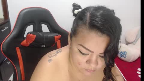 Snapshot of natachaprinss22 chatting on 10-24-25, 05:37 Nata Ramirez online show from 10-24-25, 05:37