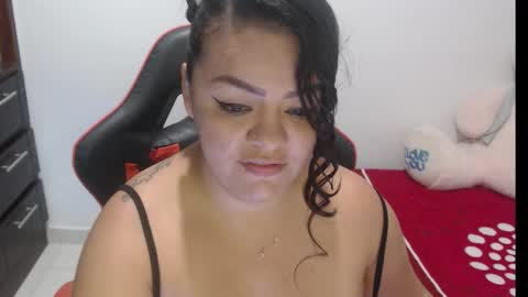 Snapshot of natachaprinss22 chatting on 10-29-25, 05:20 Nata Ramirez online show from 10-29-25, 05:20