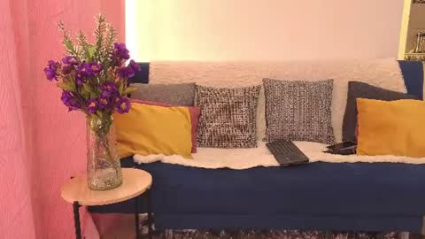 Snapshot of natakinski chatting on 06-19-26, 08:01 NataKinski online show from 06-19-26, 08:01