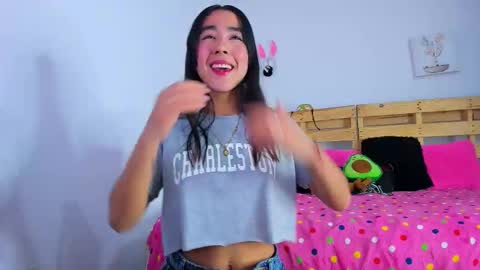 Snapshot of natalia54_ chatting on 09-10-25, 11:27 NATI  online show from 09-10-25, 11:27
