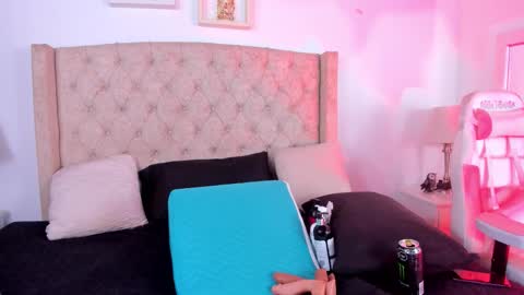 Natalia online show from 09-12-25, 03:06