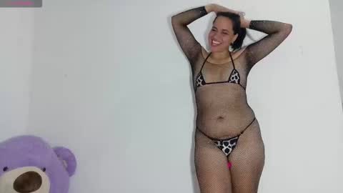 nataliavela online show from 03-06-26, 05:15