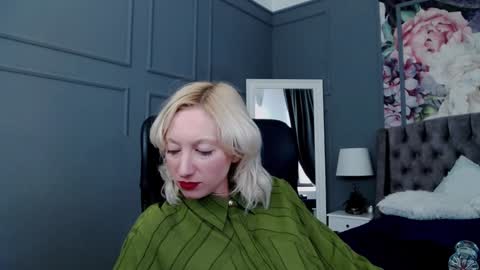 Natalie online show from 12-30-24, 10:43