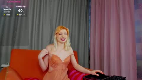 natalie_diazzz online show from 02-28-25, 08:42