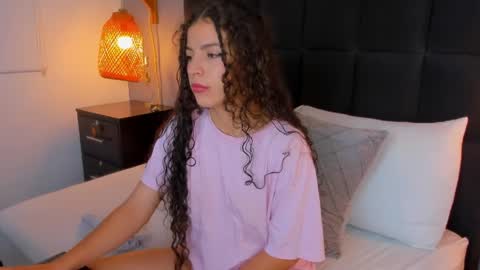 N A T A L I E online show from 05-25-26, 11:38