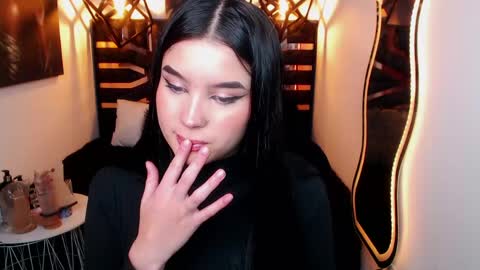 natalie  online show from 04-14-26, 08:15