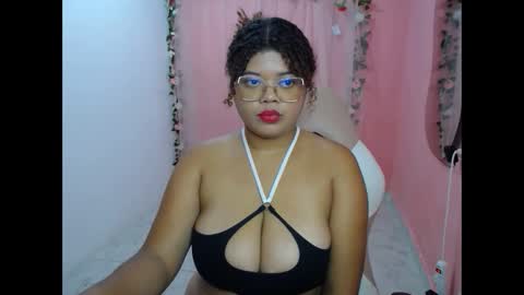 natalie_tits1 online show from 10-08-25, 04:48