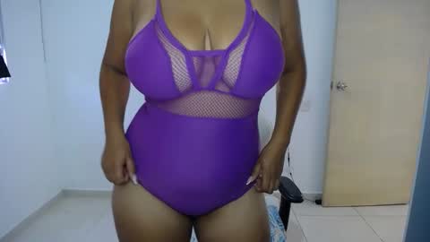 natalie_tits1 online show from 01-14-26, 06:46