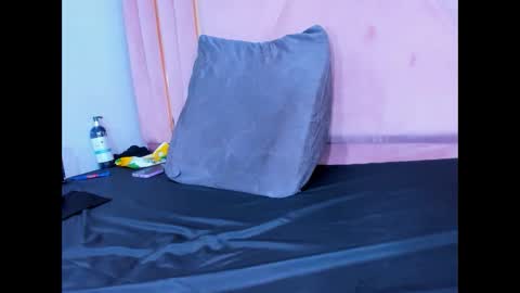 natalieevansx online show from 03-05-25, 04:46