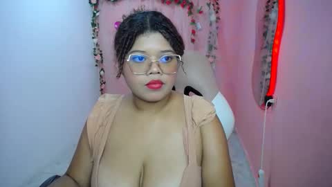 Snapshot of natalielabellex1 chatting on 09-09-25, 07:35 natalielabellex1 online show from 09-09-25, 07:35