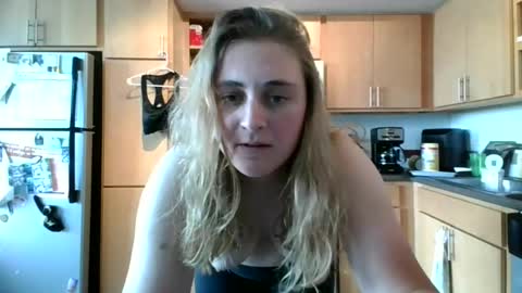 Snapshot of natalielynn4216 chatting on 06-30-26, 07:48 natalielynn4216 online show from 06-30-26, 07:48