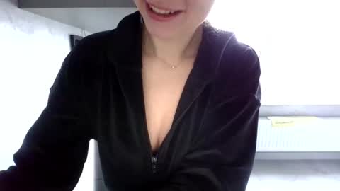 Snapshot of nataliexo111 chatting on 12-05-25, 12:14 Natali online show from 12-05-25, 12:14