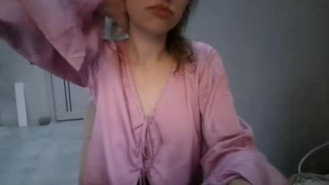 Snapshot of nataliexo111 chatting on 12-13-25, 08:36 Natali online show from 12-13-25, 08:36