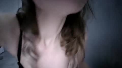 Snapshot of nataliexo111 chatting on 12-15-25, 08:13 Natali online show from 12-15-25, 08:13