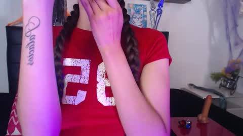Snapshot of nataliiagp chatting on 10-12-25, 04:44 Natalia online show from 10-12-25, 04:44