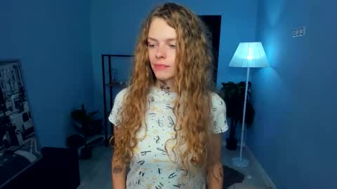 Natalie online show from 10-22-25, 05:30