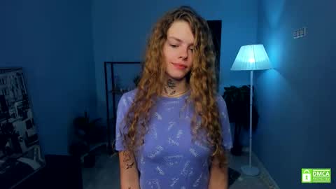 Natalie online show from 11-23-25, 05:07