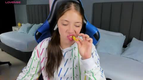 Nataly online show from 01-18-25, 12:15